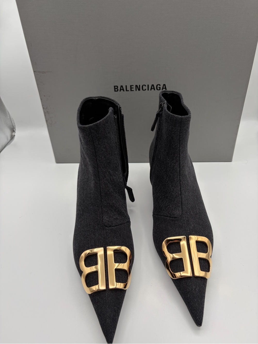 Balenciaga BB Logo Knife Ankle Boots Charcoal Wool Gold Hardware Pointed Toe EU - Picture 14 of 14